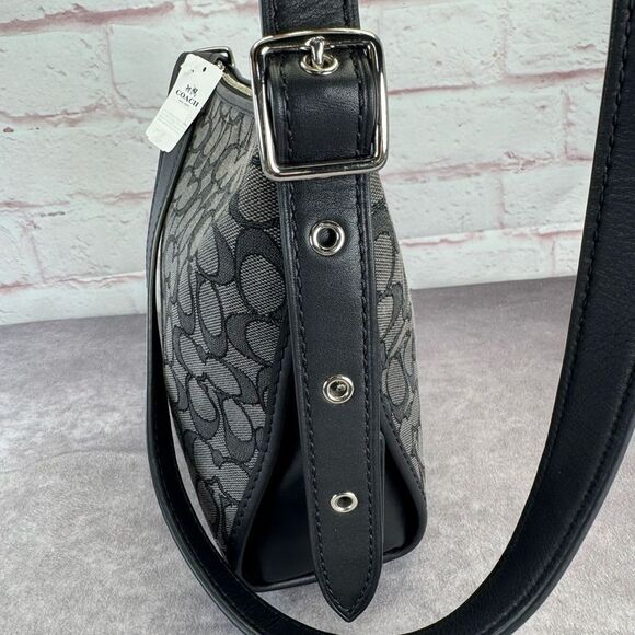 Coach Signature Small Dufflette Shoulder Bag Crossbody 25697 - Picture 5 of 10